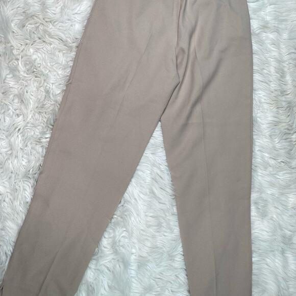 She & Sky Belted Slim Fit Paperbag Waist Trousers Taupe Size M NWT Wantable - Picture 2 of 11